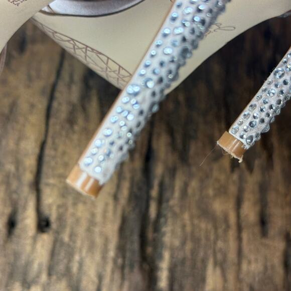 Jewel by Badgley Mischka Rhinestone Heels Pumps Stilettos Strappy Women's 8.5 - Picture 11 of 11